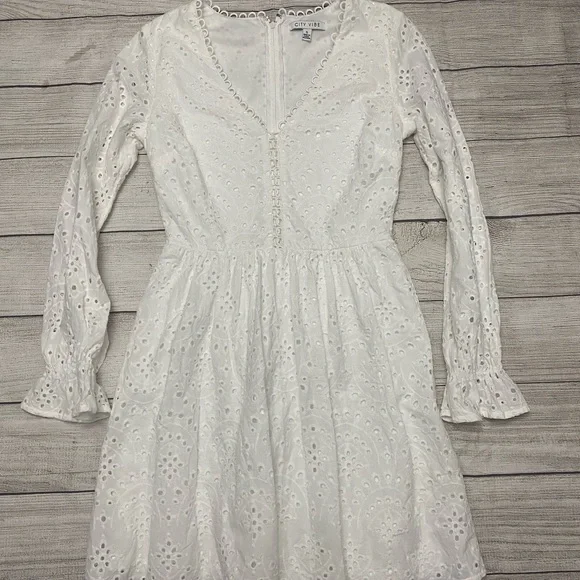city vibes | Dresses | City Vibe White Lace Embroidered Fit Flare Dress  Juniors Size 5 | Poshmark